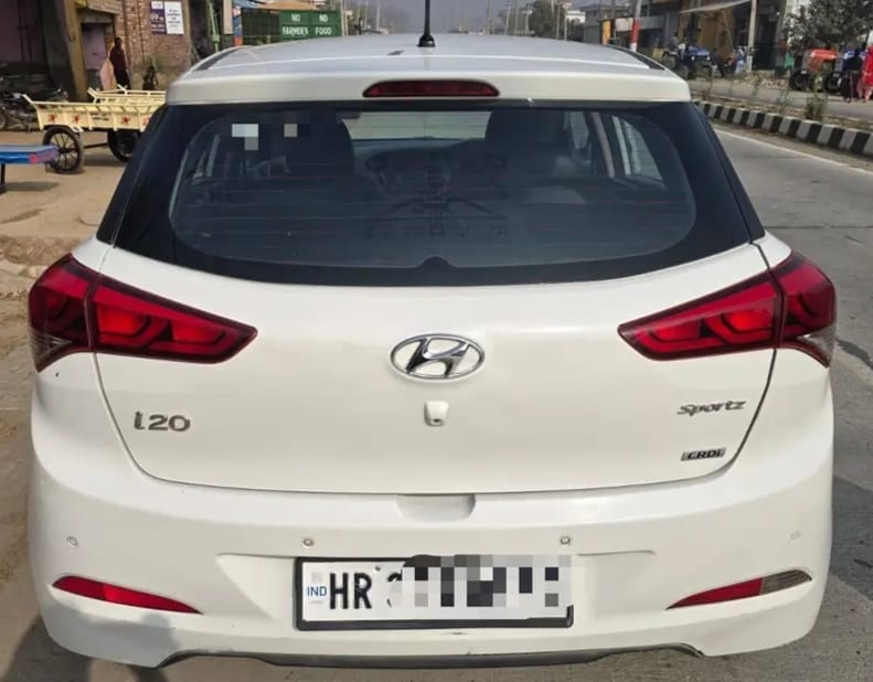 Hyundai I20(2015-2017) Sportz 1.4 Crdi